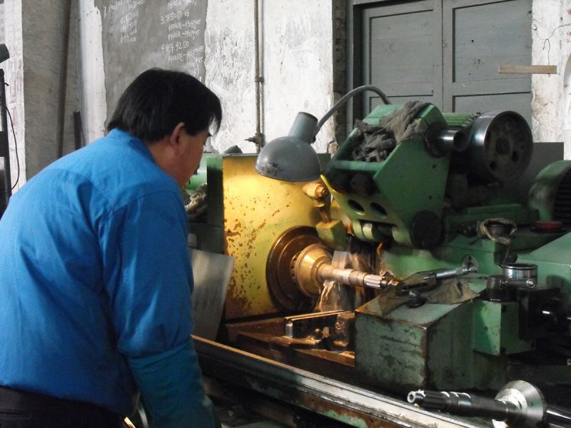 加工现场 外圆磨削